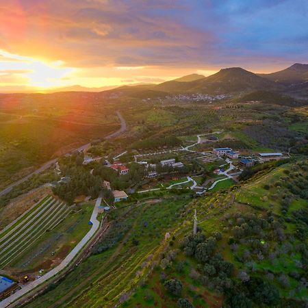 Kairos Valley Health & Nature Resort ดัตชา ภายนอก รูปภาพ